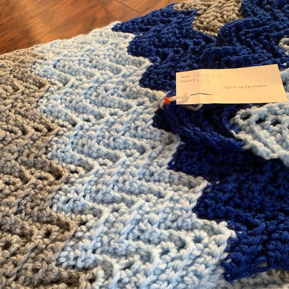 Chevron Crocheted Queen Size Blanket Hand Made - Picture 2 of 5